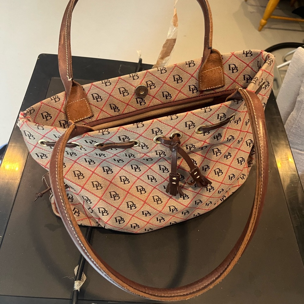 Elegant Brown and Cream Tote Bag